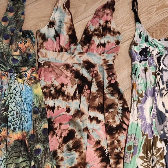 Colorful Patterned Dresses - Picture 3 of 5